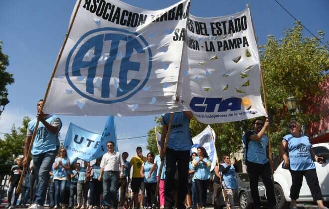 Paran hoy: Salud, ATE y docentes universitarios