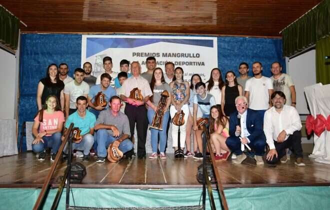 Premios Mangrullos a deportistas de Macachín