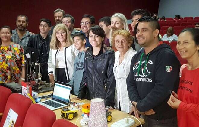 Más de 100 personas recibieron certificados por capacitaciones en General Pico