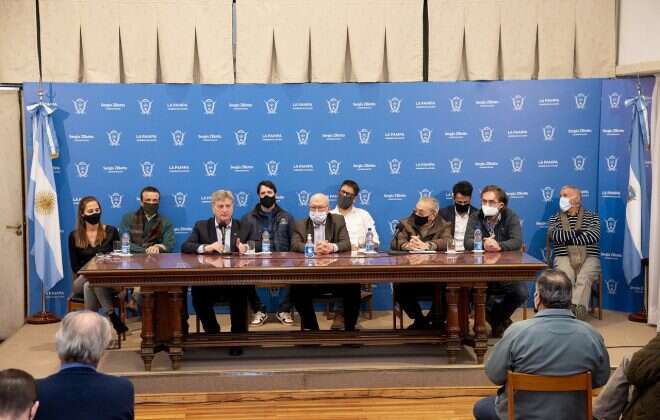 Conferencia de prensa por el histórico fallo de la Corte sobre el rio Atuel