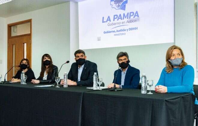 El Gobierno provincial presentó el Certificado Digital de Nacimiento