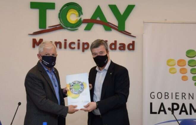Entrega de créditos de Economía Social en Toay