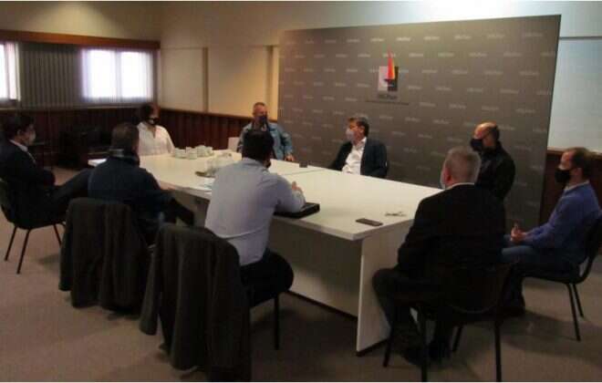 Representantes de la Comisión Tarifaria se reunieron con el rector de la UNLPam.