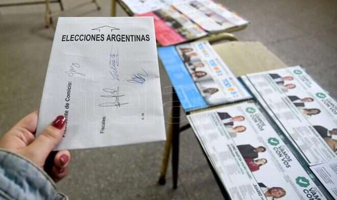 En un marco atípico, y con una afluencia electoral Â«históricaÂ», ya votó casi el 30% del padrón