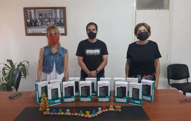 Garantía de conectividad y tablets para residentes de Dispositivos de Cuidado