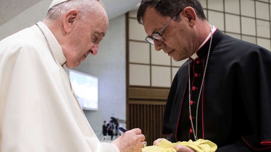 Vaticano: El Papa se presentó en la embajada rusa para intentar mediar en el conflicto