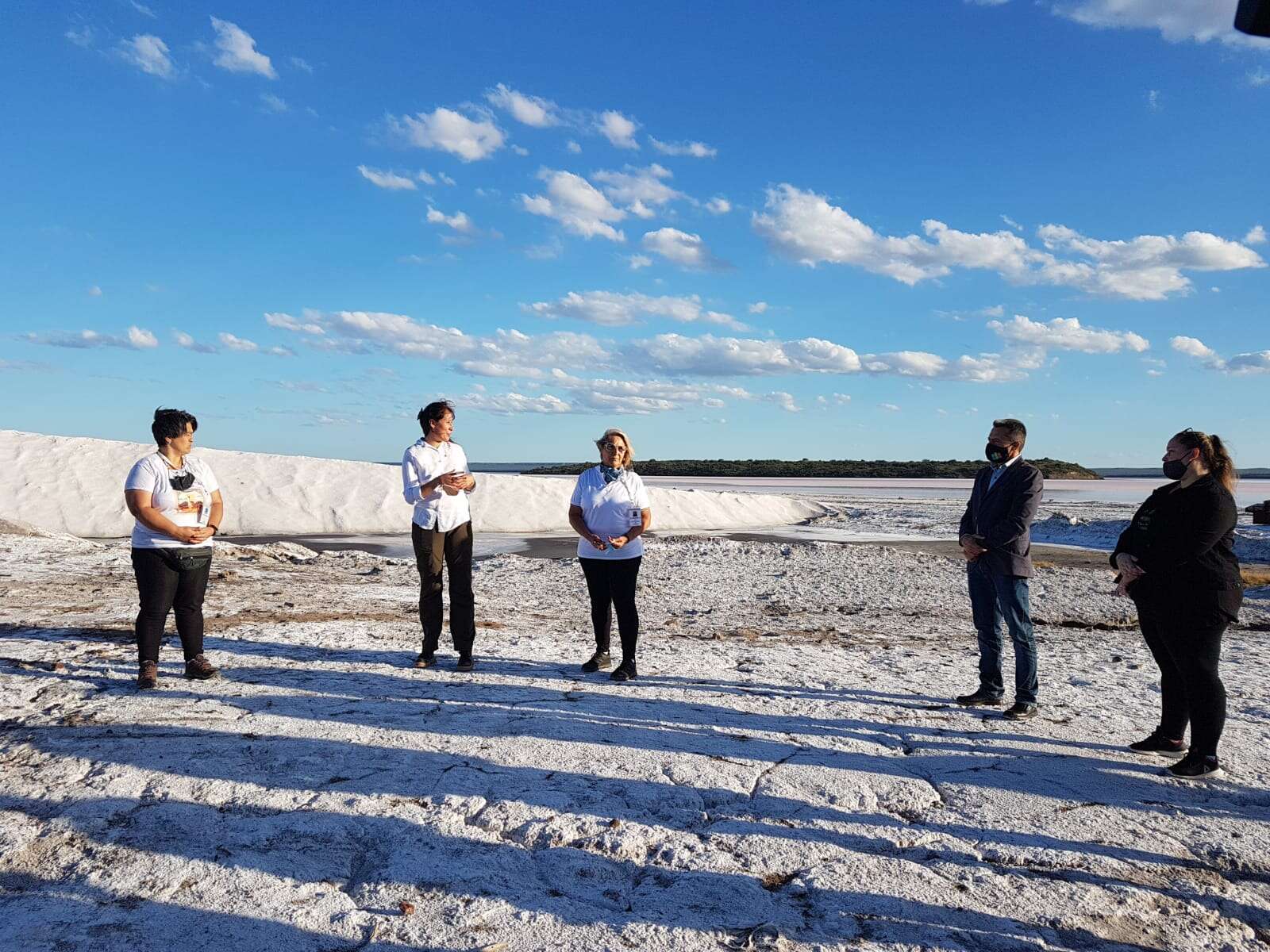 Se inauguró el primer circuito turístico educativo salinero de La Pampa