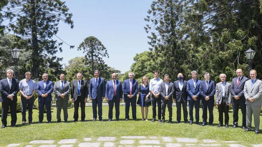 Manzur y De Pedro se reúnen con los gobernadores por la reasignación de fondos a CABA