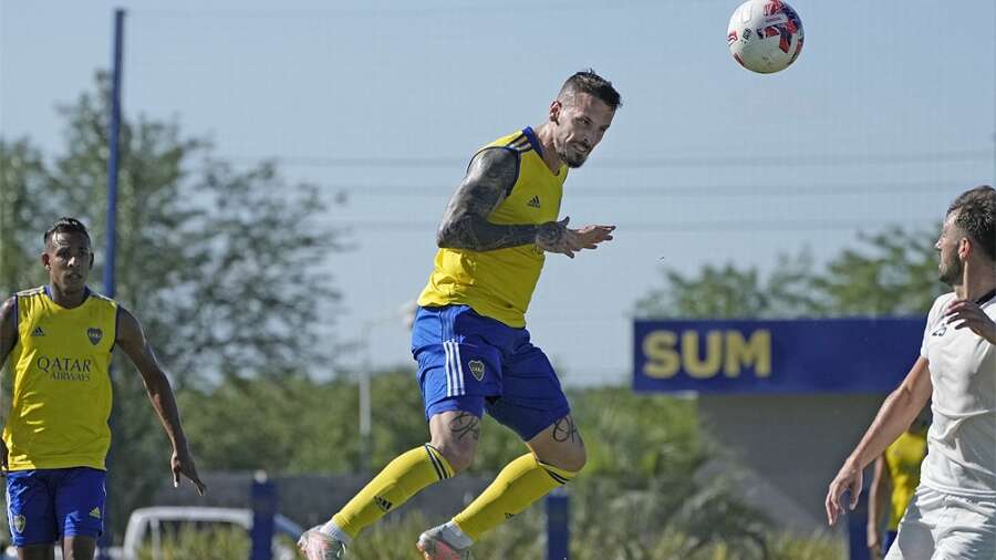 Benedetto: “Almendra nunca entendió la camiseta que tenía puesta”