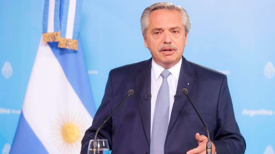 Fernández afirmó que “la batalla” del Gobierno “es contra los especuladores y codiciosos”