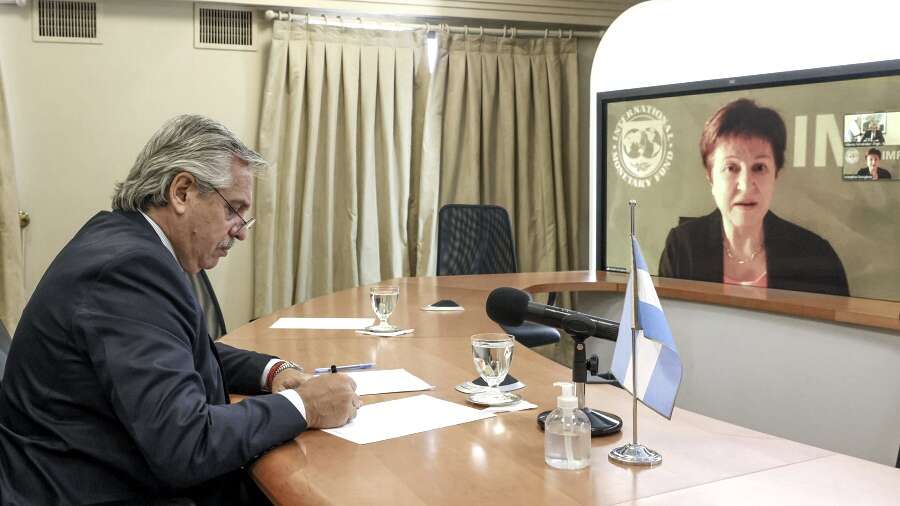El FMI se reúne para analizar la aprobación del acuerdo con la Argentina