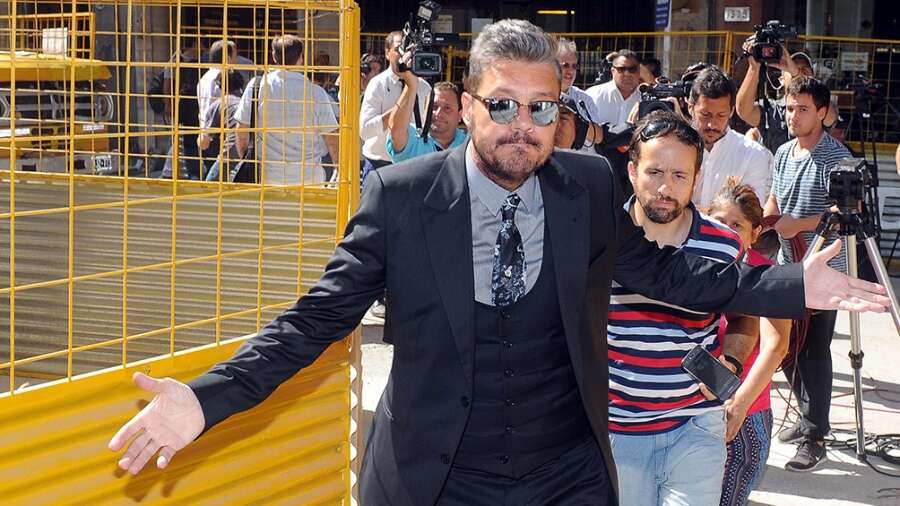 Hicieron pintadas contra Tinelli por su impugnación a la lista de la LPF