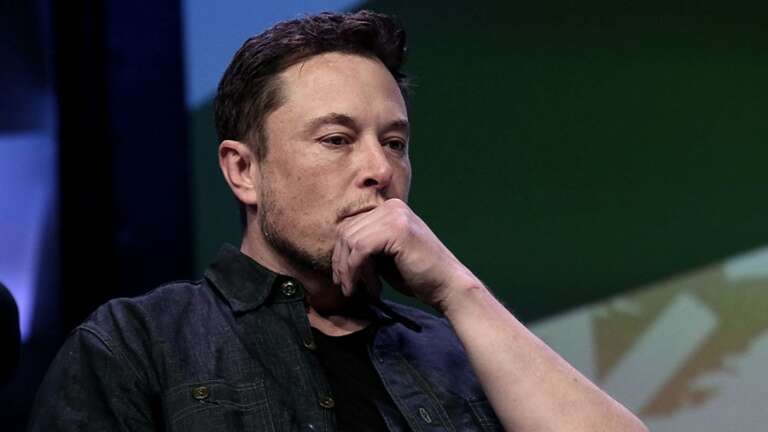 Negocios: La “píldora envenenada” de Twitter para evitar caer en manos de Elon Musk