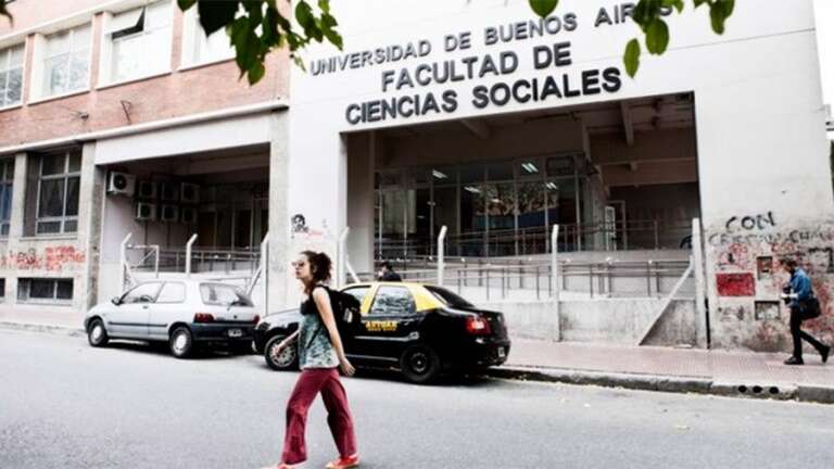 La buena noticia del día: cinco carreras de la UBA están en el top 50 del ranking mundial QS