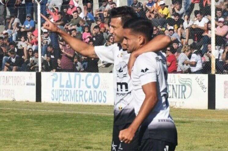 Torneo Provincial de fútbol: Ventaja para Racing de Castex