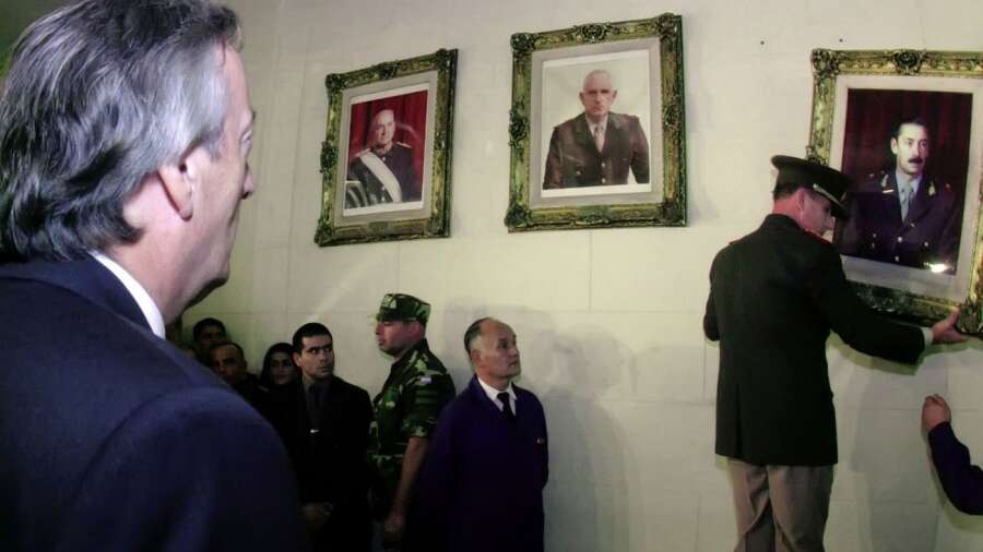 Murió Bendini, el militar que bajó los cuadros de los represores por orden de Kirchner