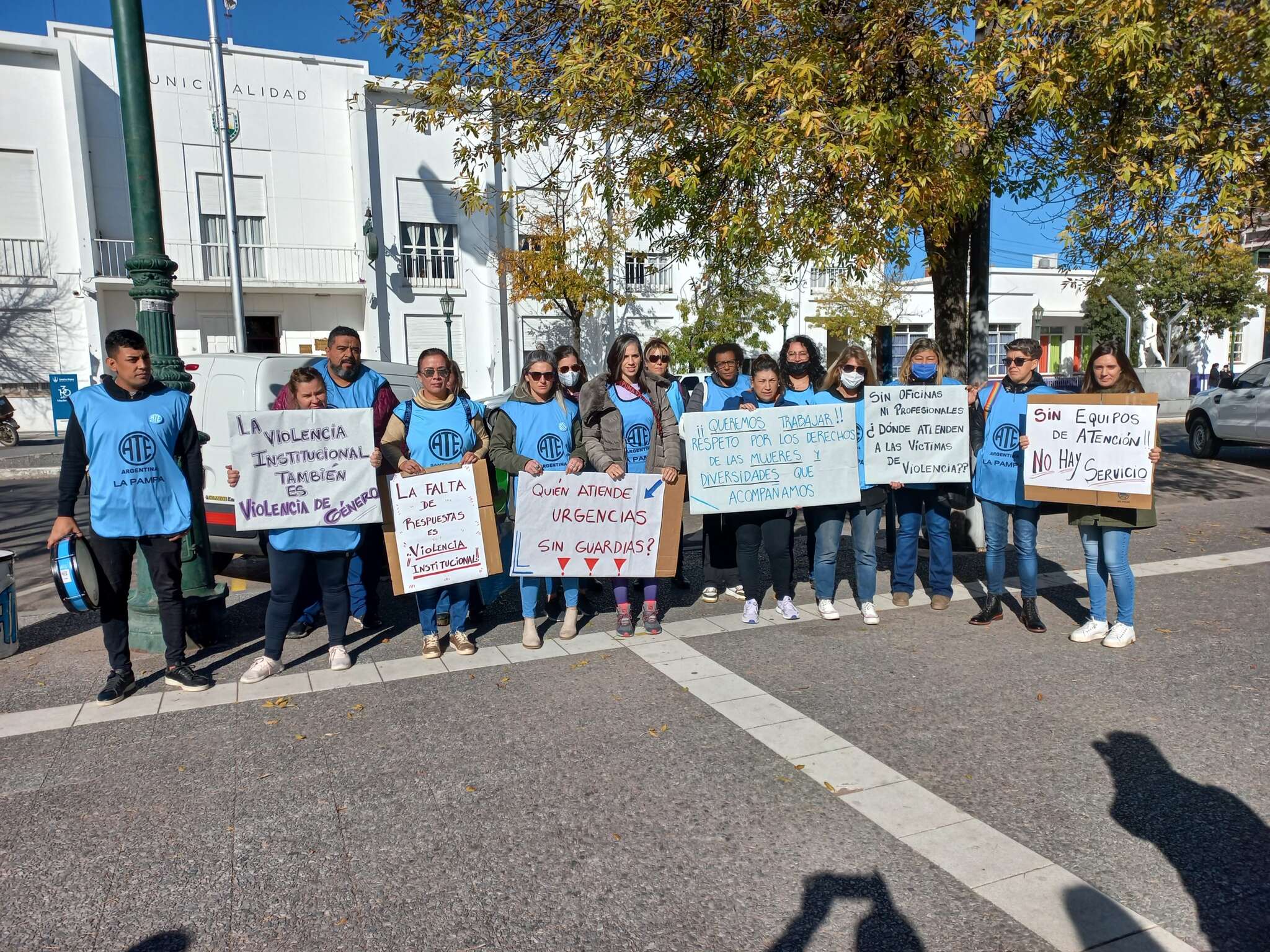 Santa Rosa: Sigue el paro en el área de Género
