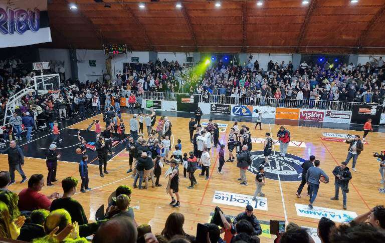 Básquetbol: Pico FBC venció a Provincial de Rosario y este jueves juega la finalísima por el ascenso