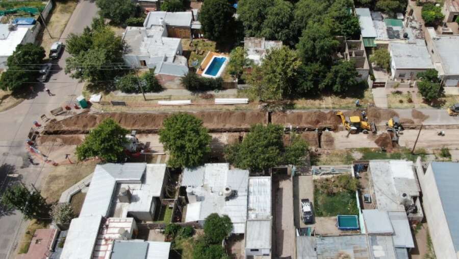 Santa Rosa: Invierten $ 152 millones en obras de redes de desagÃ¼es y agua potable en el barrio Aeropuerto