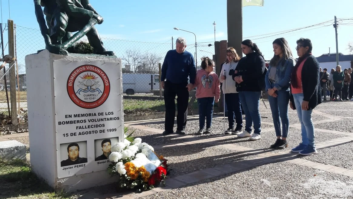 Emotivo homenaje a 23 años del incendio de Prodinco