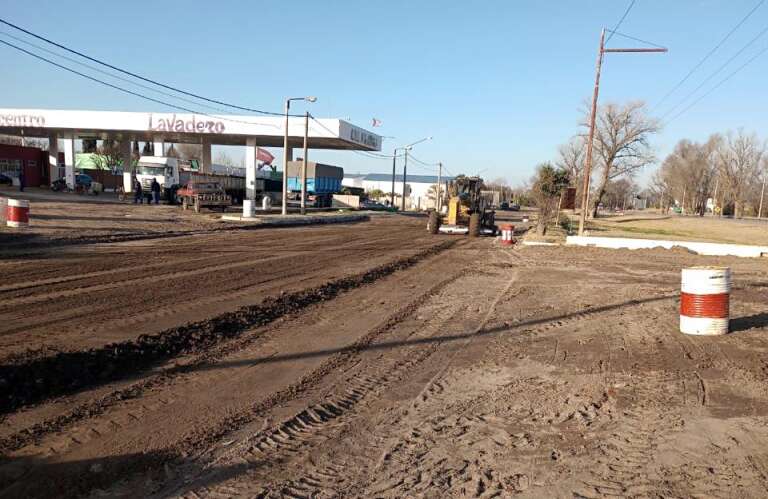 Comenzó la obra de la Travesía Urbana de General Acha en donde se invertirán casi 580 millones de pesos