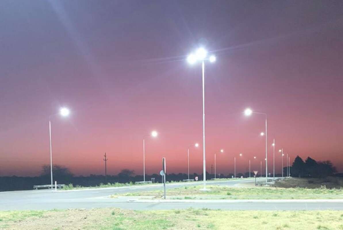 Arata: Finalizó la obra de iluminación para el acceso