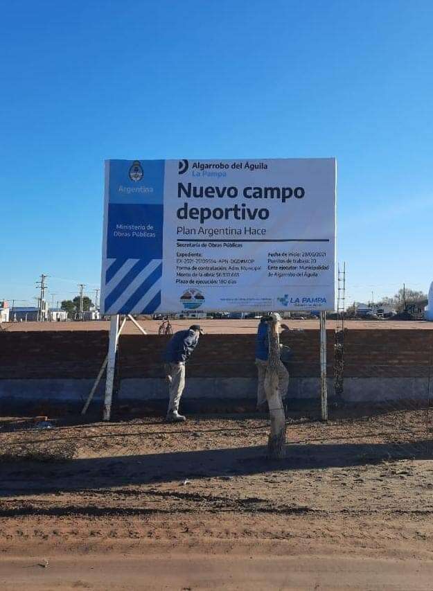 Algarrobo del Ãguila: Se puso en marcha la construcción del campo sintético deportivo