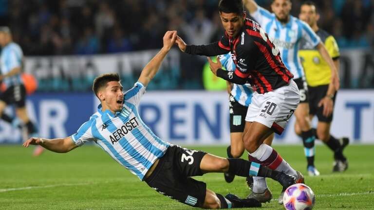 Fútbol: Racing superó a Patronato y no se baja de la pelea por el título en la Liga Profesional