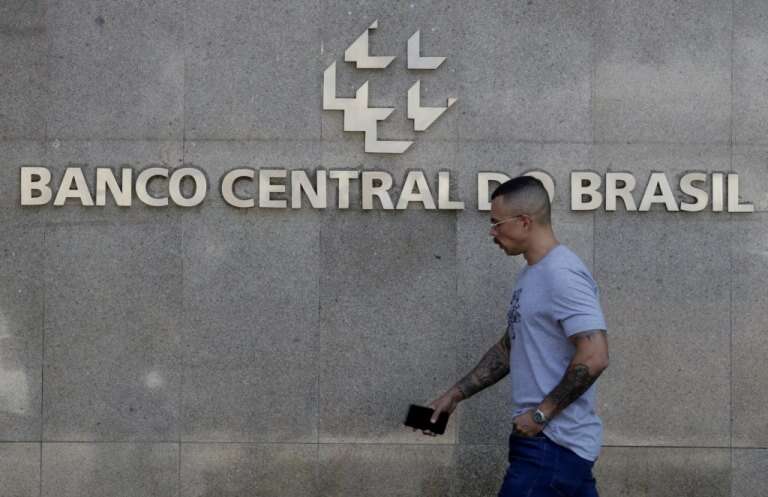 Brasil: La desvalorización del real provoca una caída récord de las reservas internacionales