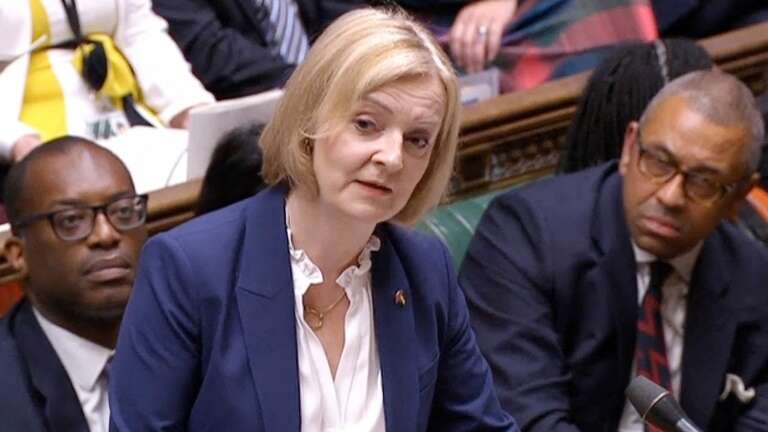Reino Unido: Liz Truss en la cuerda floja, diputados de su propio partido le pidieron la renuncia