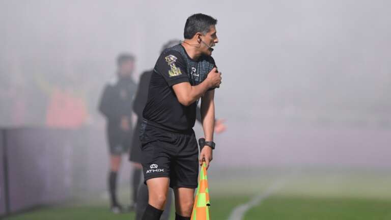 Fútbol: Se suspendió el partido entre Gimnasia y Boca por incidentes fuera del estadio