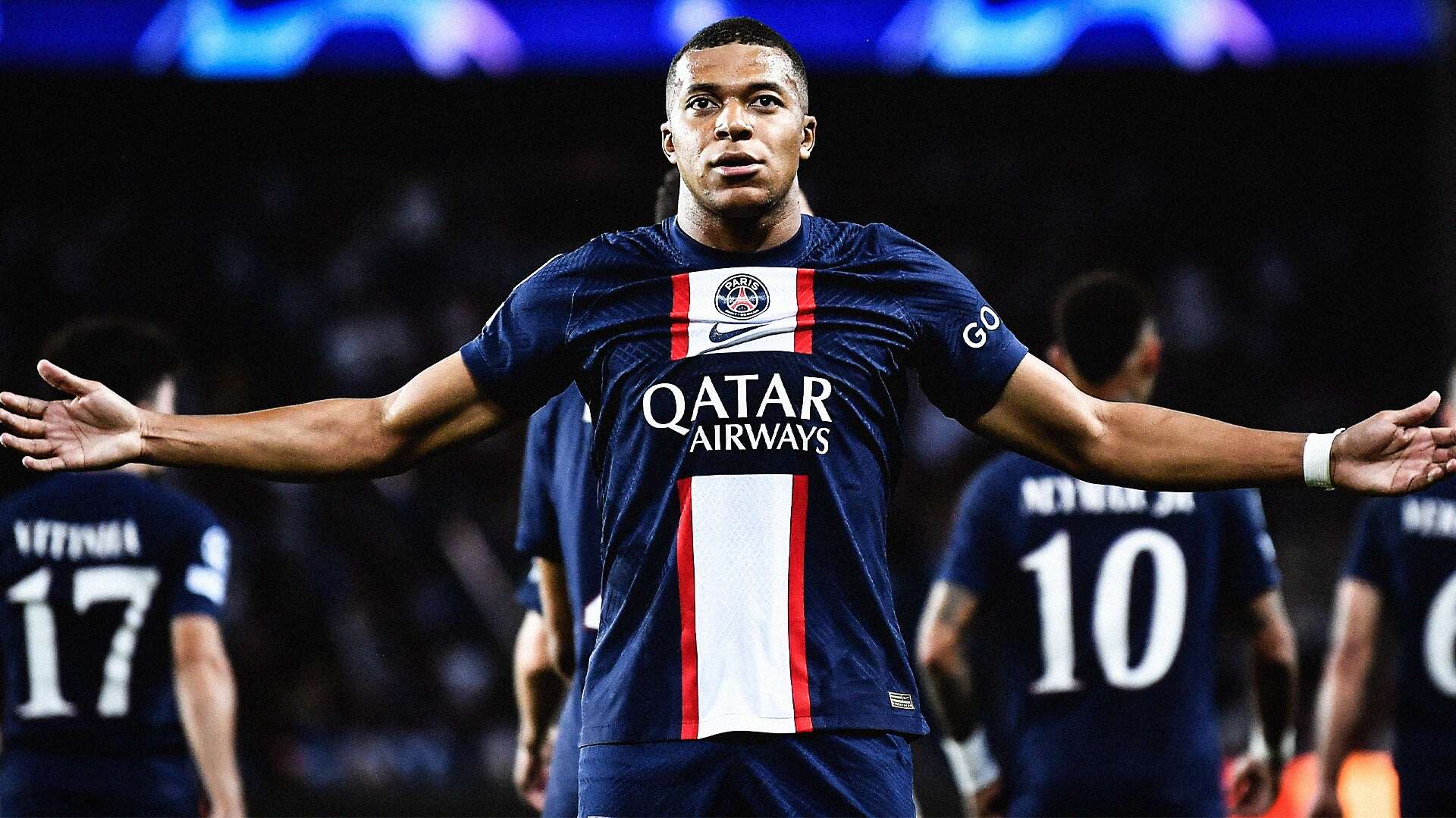 Fútbol: Kylian Mbappé se siente traicionado por el PSG y quiere irse