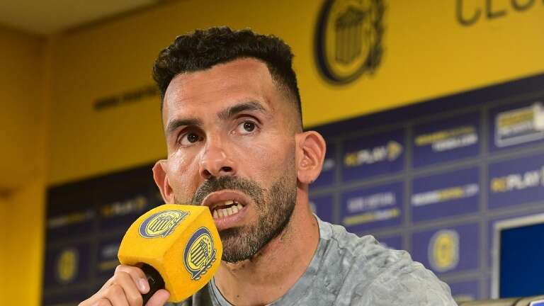 Fútbol: “No me gustó que se use mi nombre para la política del club”, dijo Tevez al renunciar