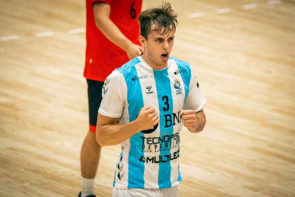 Handball: Argentina se impuso en sus dos semifinales y hoy definirá los Sur-Centro Junior y Juvenil ante Brasil