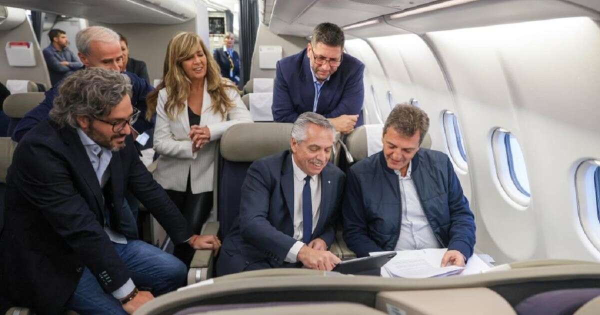 Alberto Fernández partió a Indonesia para participar de la cumbre del G20