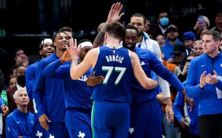 Básquetbol: Luka Doncic hizo historia en la NBA, jugó el partido de su vida, anotó 60 puntos y pidió “una cerveza de recuperación”
