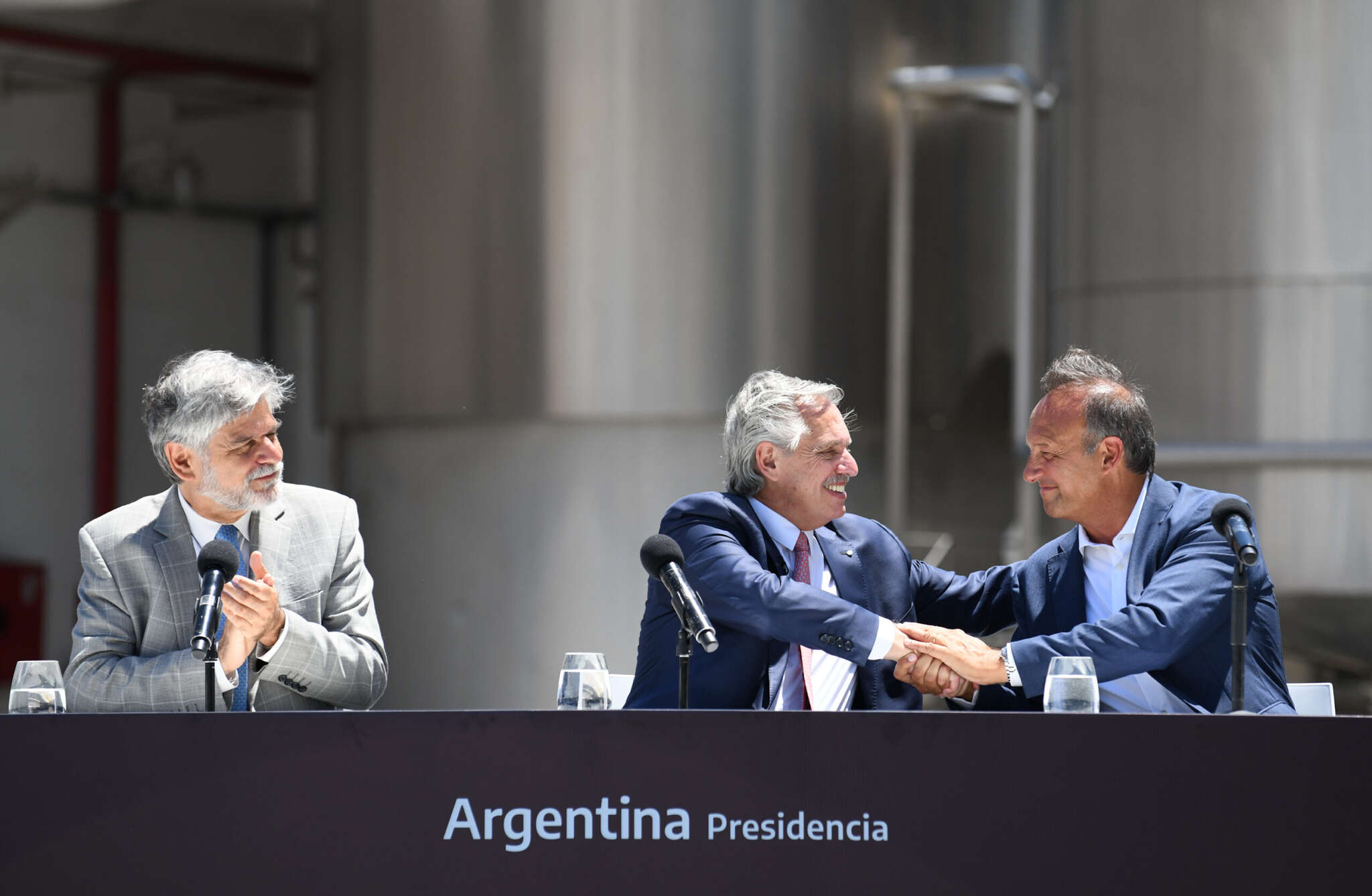 El Presidente participó del lanzamiento de un alimento desarrollado con tecnología del CONICET