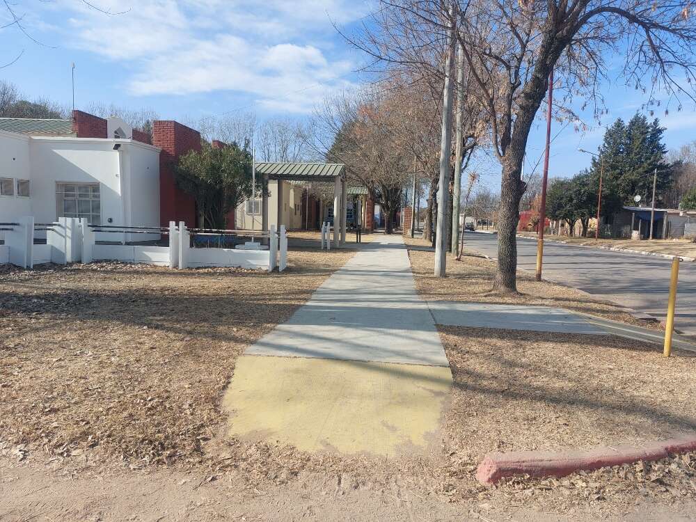 Construyen obras de accesibilidad en Ingeniero Luiggi