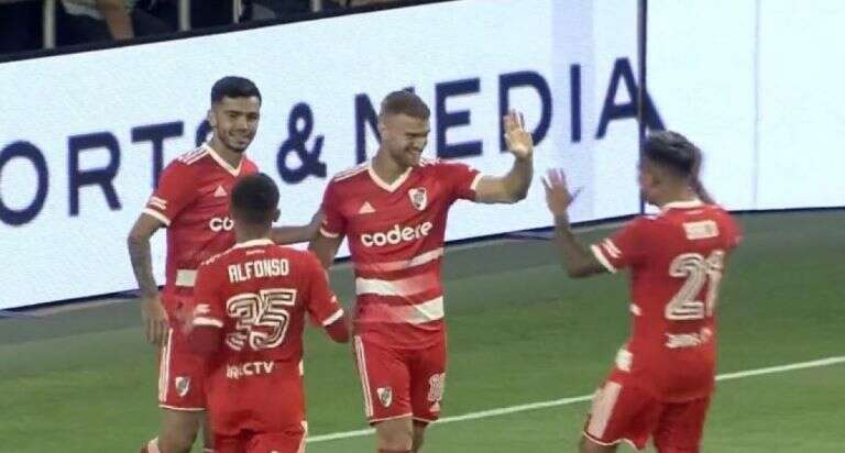 Fútbol: River venció a Monterrey en el primer partido de la gira por Estados Unidos