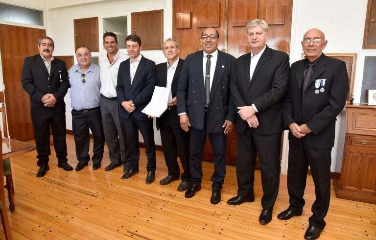 Ziliotto entregó un aporte económico al Centro de Veteranos de Malvinas