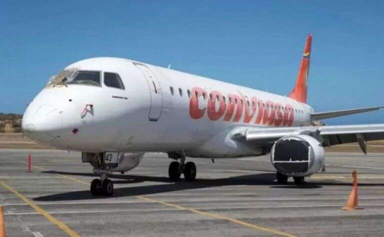 Polémica por otro avión venezolano que aterrizó en Ezeiza con apenas 6 pasajeros