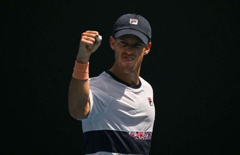 Tenis: Schwartzman debutó con una victoria en el Abierto de Australia pese a las molestias físicas