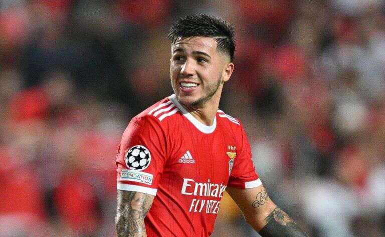 Fútbol: Chelsea avanzó por Enzo Fernández con una oferta de 130 millones de euros