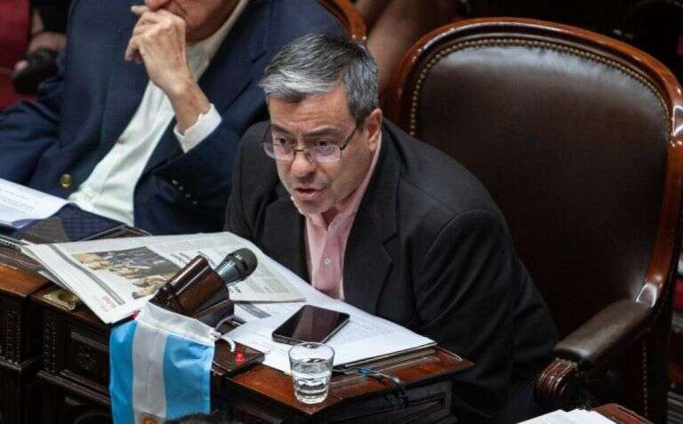 Germán Martínez le pide a la oposición que se presente a debatir el proyecto de juicio político a la Corte