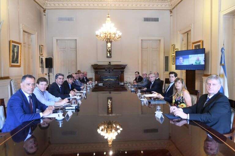 Alberto Fernández se reunió con gobernadores y presentarán en el Congreso el pedido de juicio político al presidente de la Corte, Horacio Rosatti