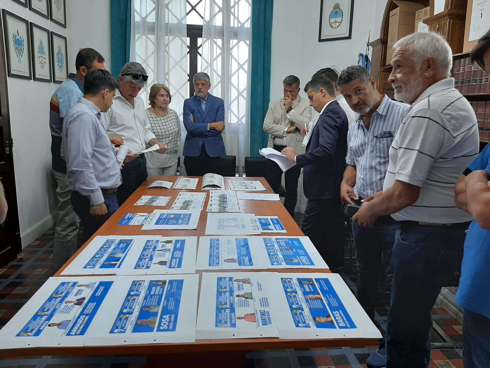 Elecciones: El Tribunal Electoral aprobó las boletas para las internas