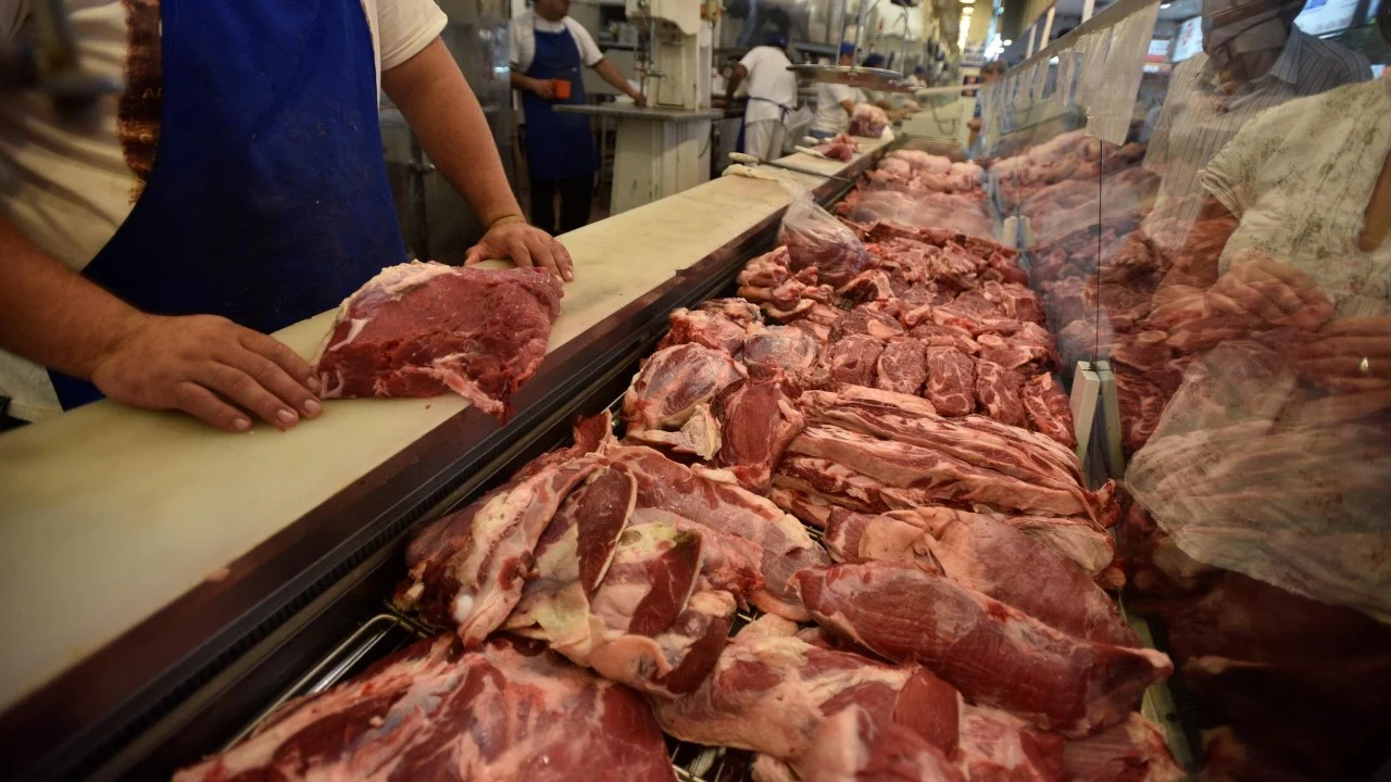 El consumo de carne no logra recuperar terreno y sigue en el menor nivel en casi tres décadas
