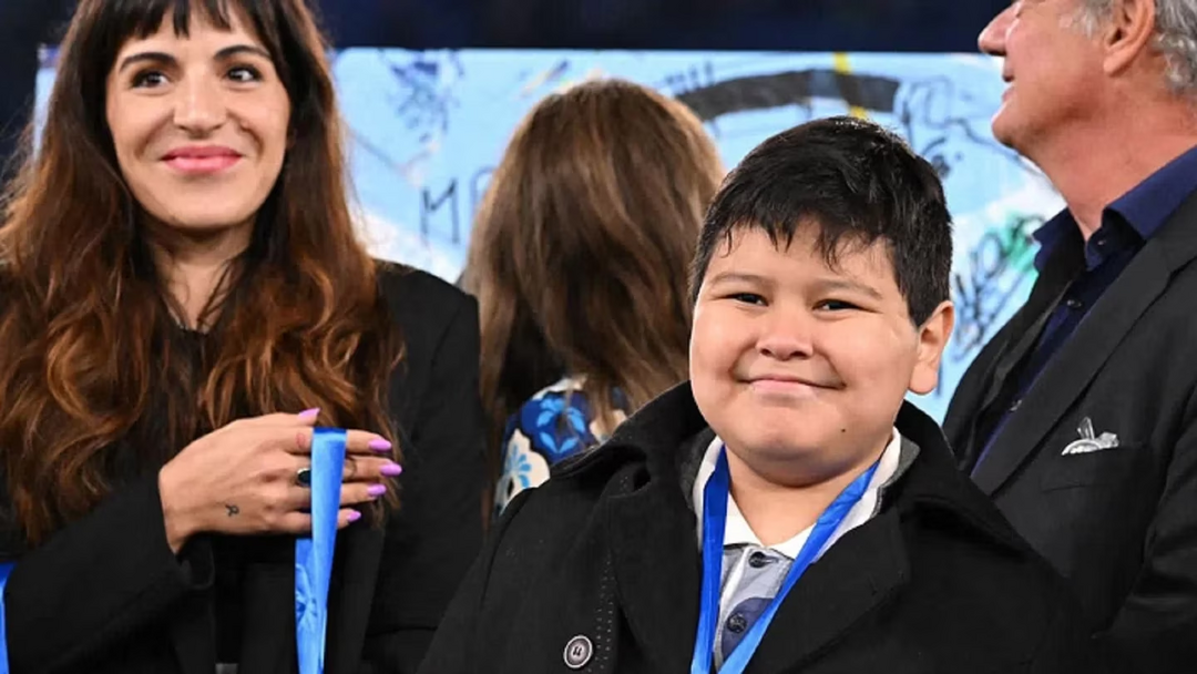 Dieguito Fernando Maradona celebró sus 10 años junto al hijo de Luis Ventura: “Camas saltarinas, familia y amiguitos”