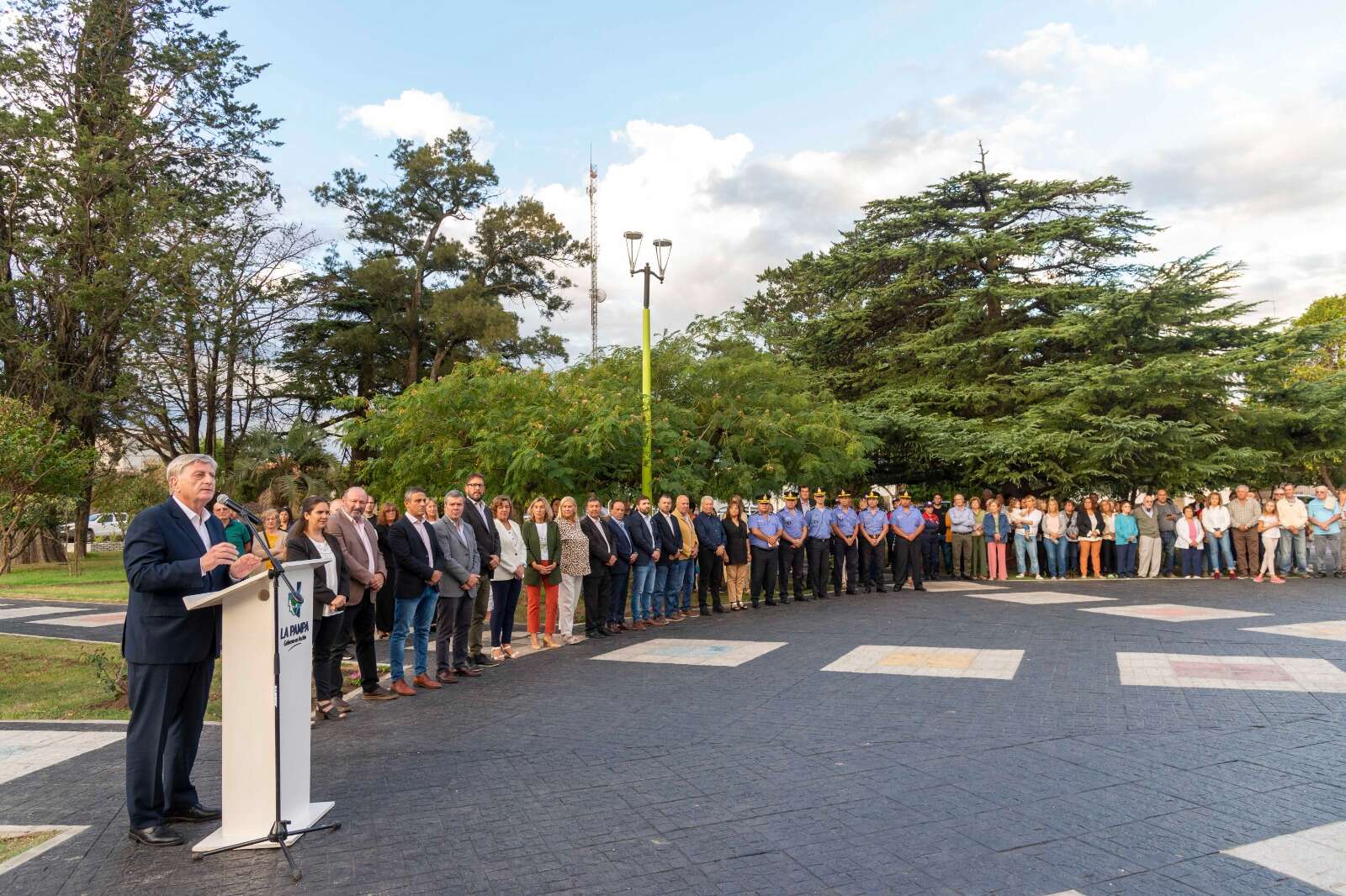 Colonia Barón: Ziliotto inauguró obras y anunció asfalto, iluminación y viviendas