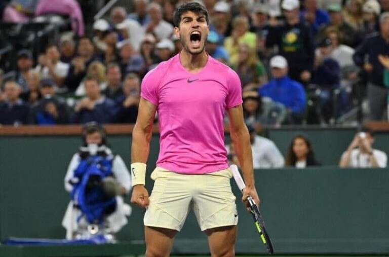 Tenis: Alcaraz se consagró en Indian Wells al vencer a Medvedev y recuperó el liderazgo mundial